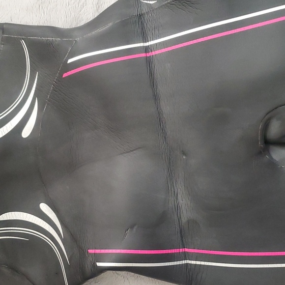 NEW Zoot Womans W Z Force 1.0 SL Triathlon Wetsuit Sleeveless Black/Beet… - Picture 12 of 16